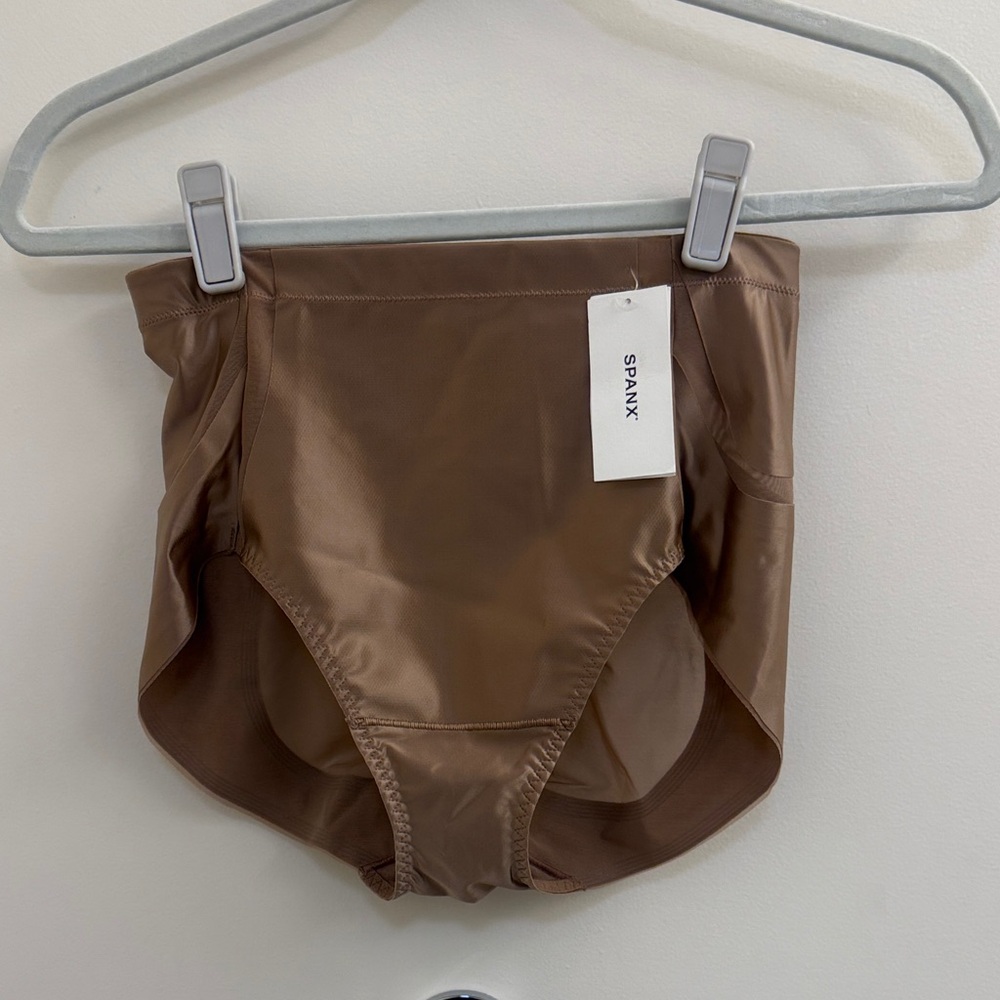 SPANX Shapewear in Cafe au lait - NWT. Size small.